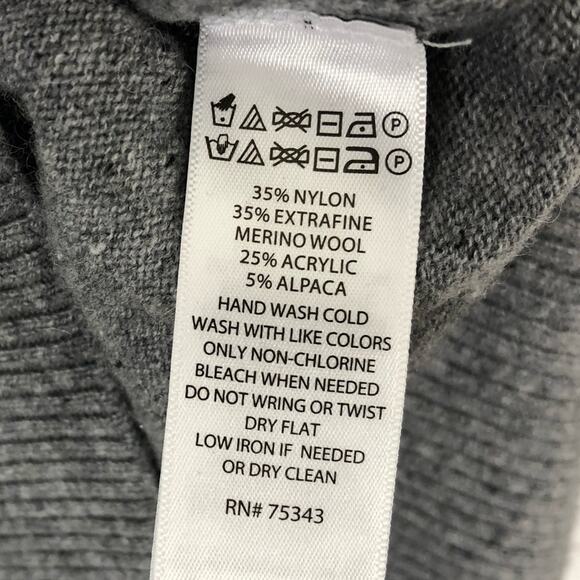 C&C California Gray Wool Blend Long Sleeve Hi Lo Hem Side Button Sweater Size XS - Picture 8 of 8